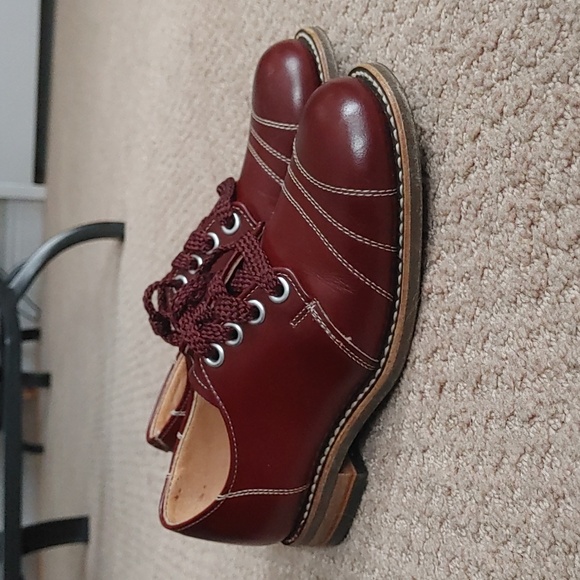 Vintage NWOT Kids Burgundy Leather Lace Up Shoes - Picture 2 of 7